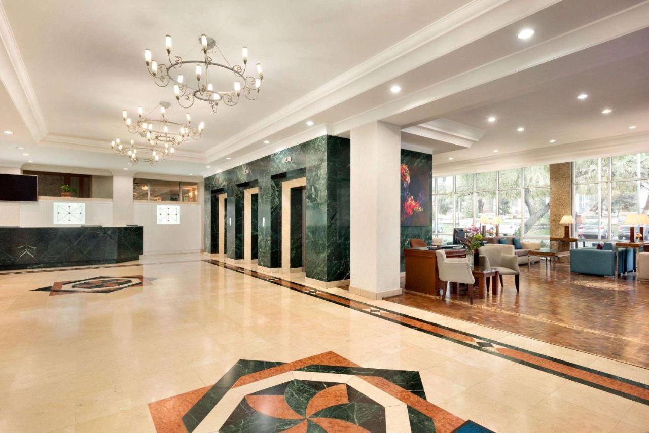 Wyndham Tashkent Hotel ภายนอก รูปภาพ