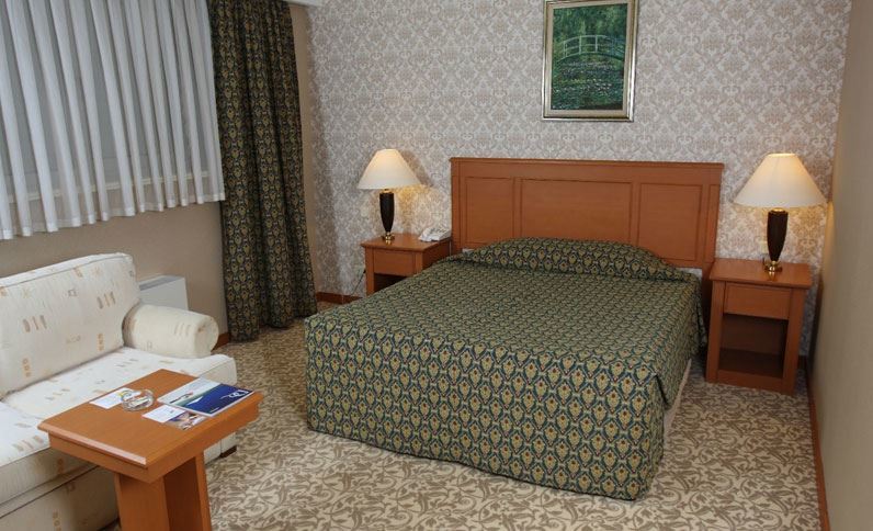 Wyndham Tashkent Hotel ภายนอก รูปภาพ